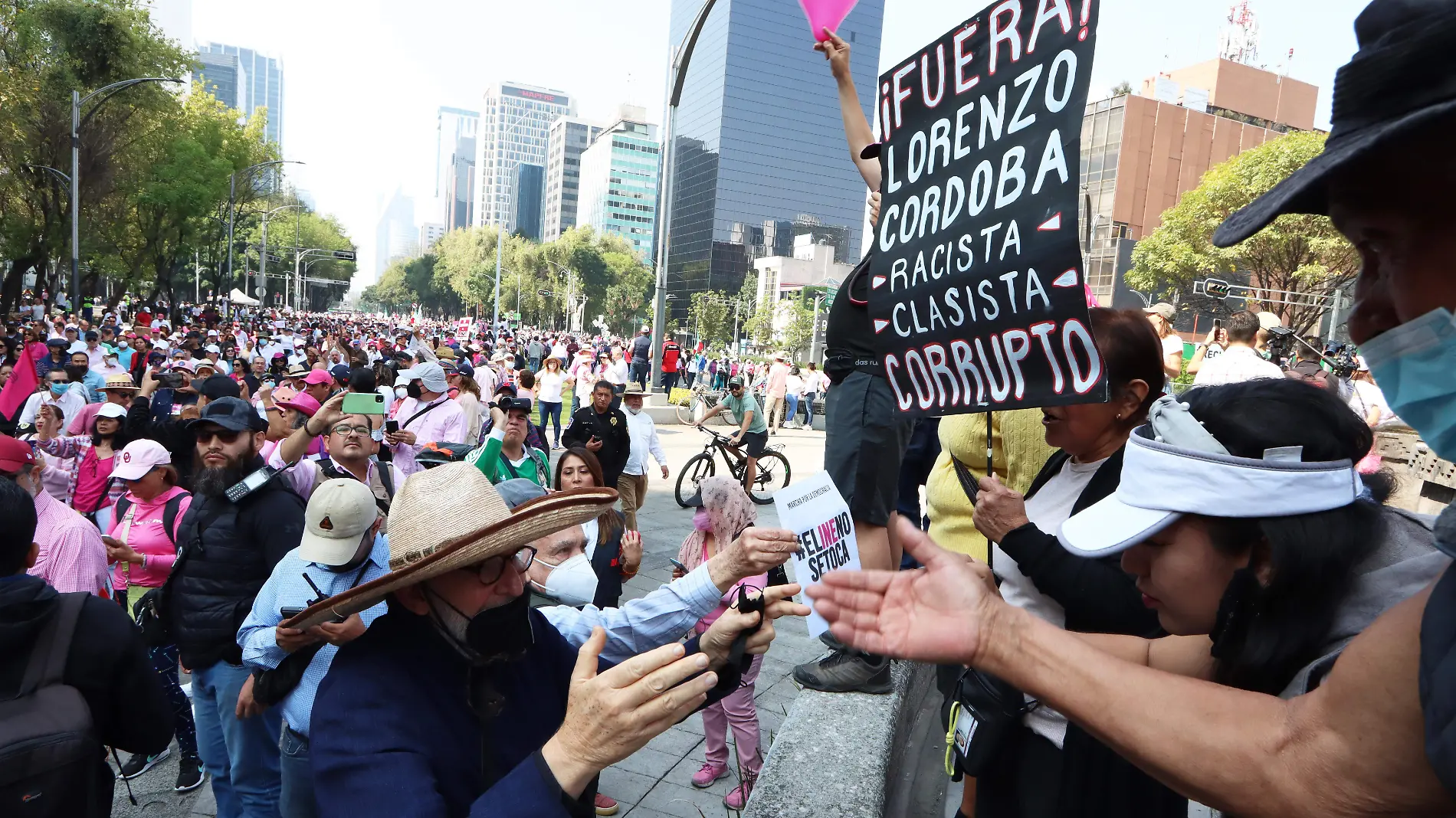 MARCHA EN DEFENSA DEL INE. foto mauricio huizar (80)